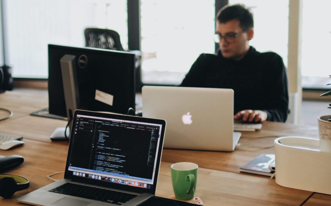 Knowmadics’ Paul Maguire Urges Change in Cybersecurity Education and Training in The Defense Post